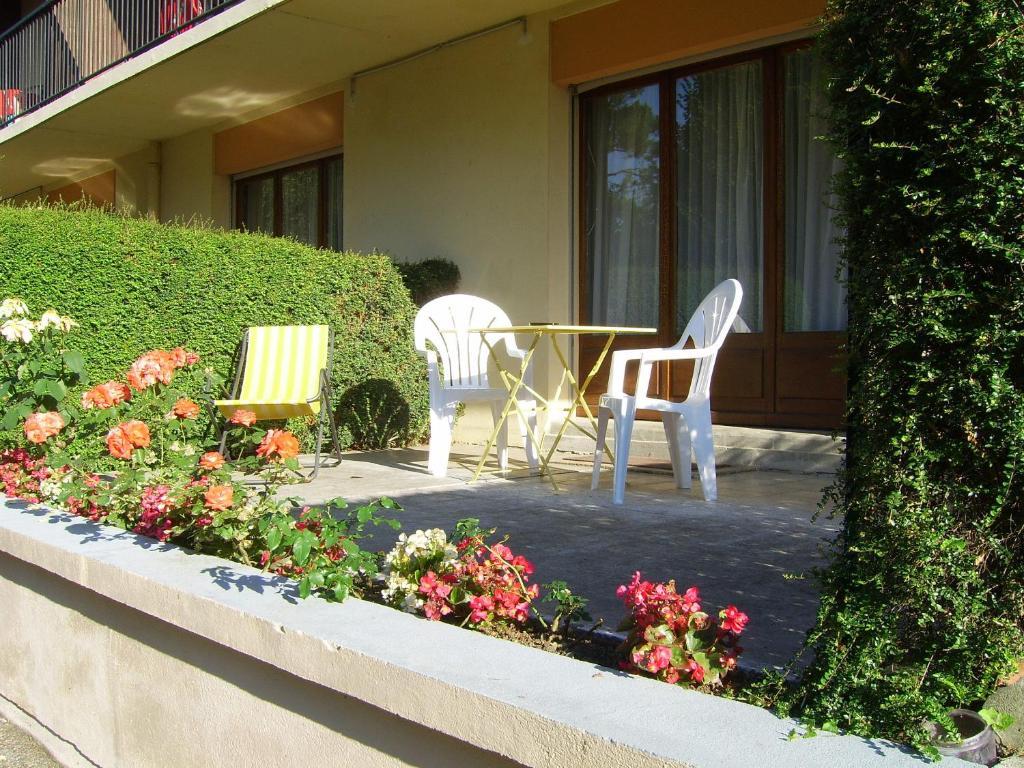 Hotel Les Pavillons Du Golf Evian-les-Bains Exterior photo